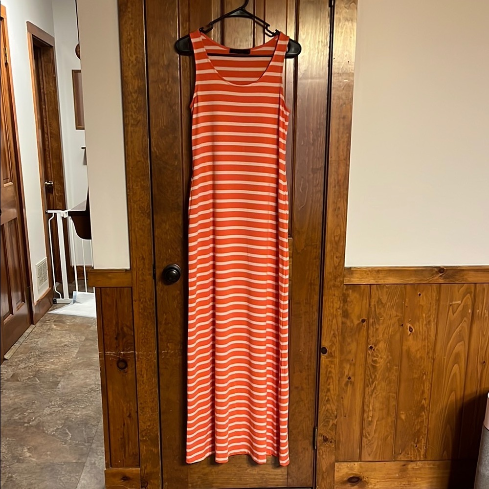 The Limited White and Orange Sleeveless Halter Maxi Sundress